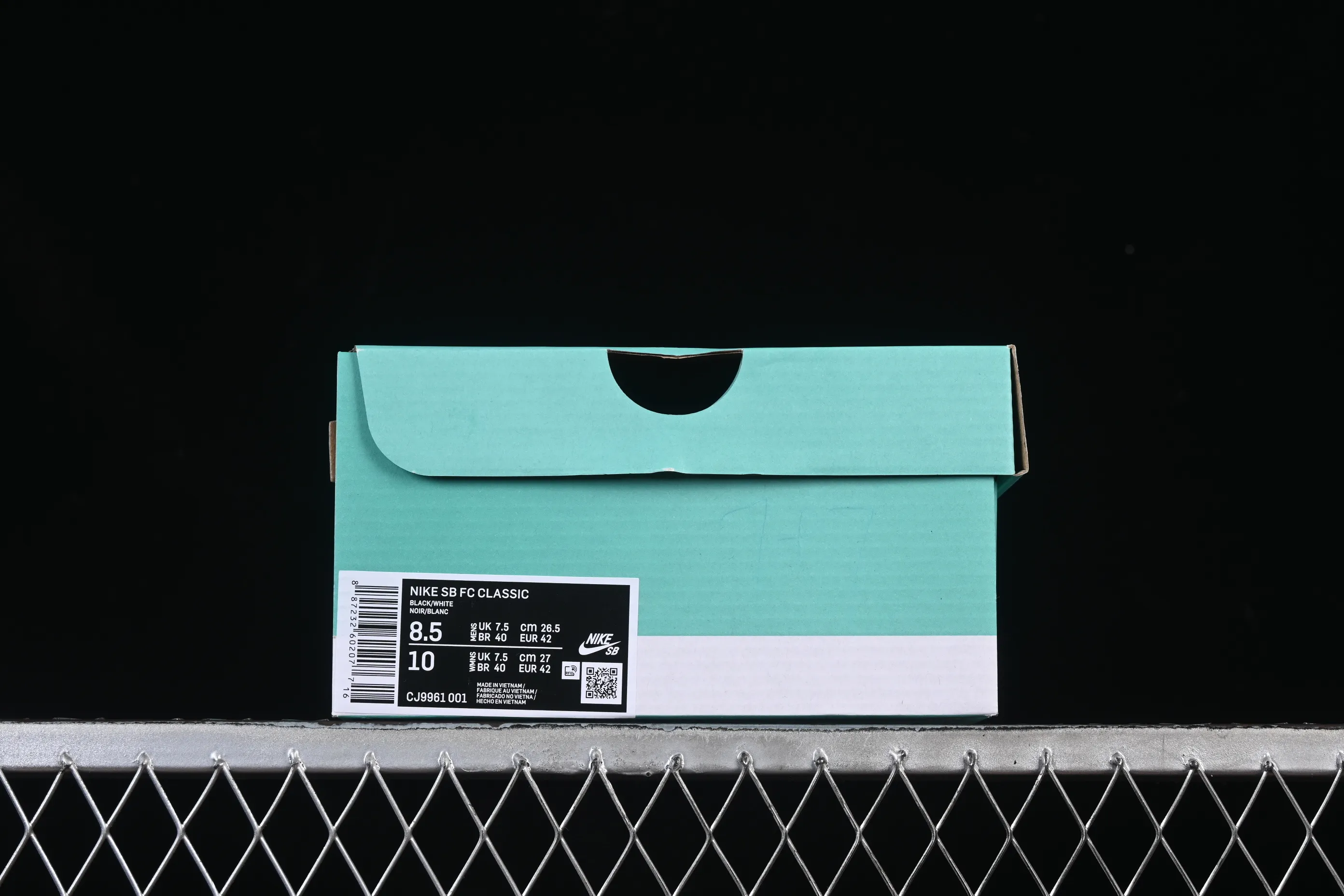 All categories Nk SB Dunk series Nike SB Fc Classic campus sneakers Nike SB Fc Classic Nike autumn and winter campus casual sneakers CJ9961-001